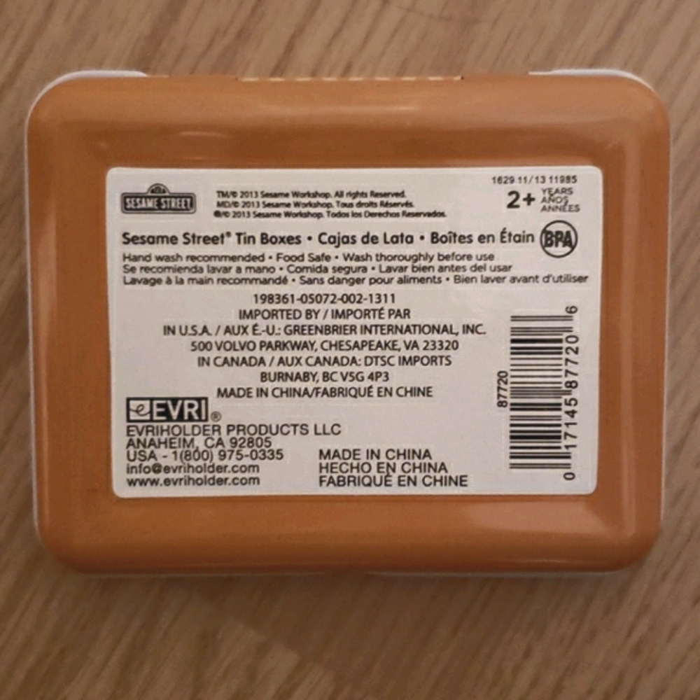 Sesame Street Elmo Tin Box - Picture 2 of 3